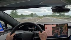 Tesla Model S Plaid e l'accelerazione 0-300 km/h: il video POV