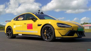 Tesla Model S Plaid vs Xiaomi SU7 Ultra: la berlina cinese da oltre 1.500 CV