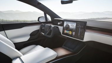 Tesla Model X Plaid: il posto di guida