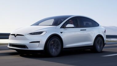 Tesla Model X Plaid: il SUV elettrico da 1.020 CV