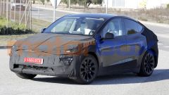 Nuova Tesla Model Y 2025: come cambia, quando esce, ultime news