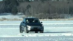 Nuova Tesla Model Y Juniper: le foto spuntano prima del lancio ufficiale