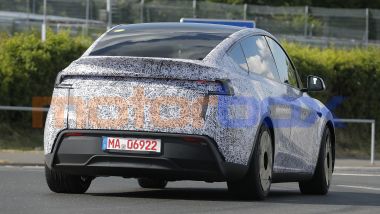 Tesla Model Y Performance: potrebbe debuttare sul mercato a fine 2025