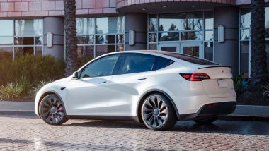 Tesla Model Y, regina delle vendite mondiali nel 2023