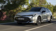 Toyota Corolla Touring Sports 2023: prova video, prezzo e opinioni