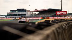 Le Mans, 20° ora: Toyota #8 avanti di 4 giri