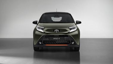 Toyota Aygo X Cardamom Green Limited Edition: il frontale