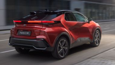 Toyota C-HR Lounge Hero (2025)