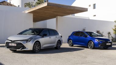 Toyota Corolla 2023: vi piace di più la wagon o la hatchback?