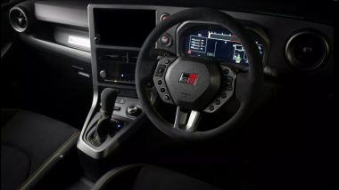Toyota GR Yaris Morizo RR: interni sportivi e nuovo volante di Alcantara