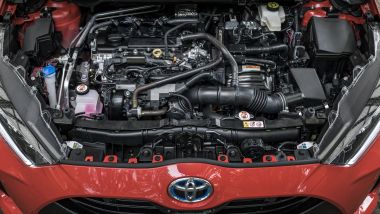 Toyota Yaris Hybrid, sotto il cofano un benzina 3 cilindri da 1,5 litri