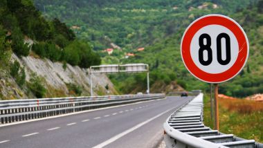 Tratto autostradale con limite a 80 km/h