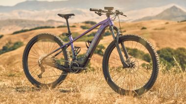 Trek Marlin+, visuale di 3/4 anteriore