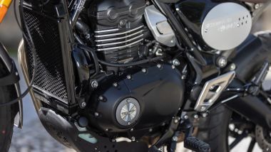 Triumph Scrambler 400 X, il monocilindrico è raffreddato a liquido