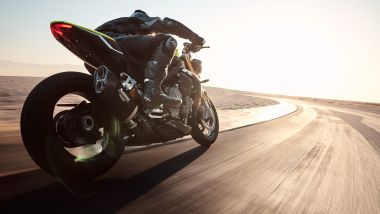 Triumph Speed Triple 1200 RX: così è ancora più sportiva