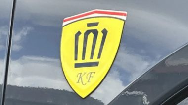 Tuning giapponese: il logo del tuner Aero Over che si ispira a quello del Cavallino Rampante