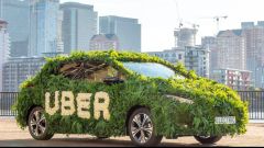 Uber, dal 2030 autista solo se possiedi un'auto elettrica