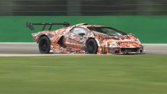 Lamborghini SCV12 Essenza: test a Monza nel video YouTube