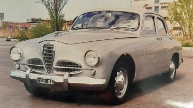 Una foto d'epoca dell'Alfa Romeo 1900 Super di Piero Pelù 