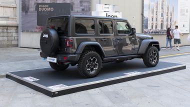 Video: Jeep a MIMO 2021 con Wrangler 4xe ibrida plug-in