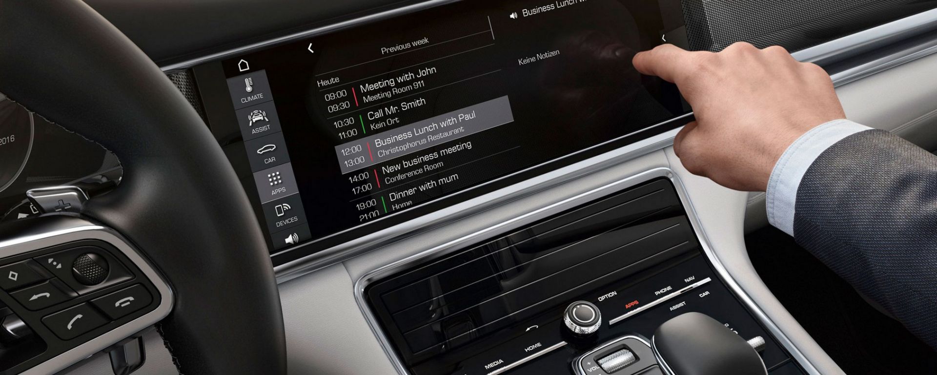 Video Porsche Connect in due minuti, ecco cosa fa l'infotainment della nuova Panamera MotorBox