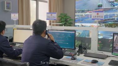 Vigile robot AiMoga Robotics: la centrale operativa per il controllo del traffico e del robot