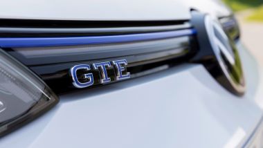 Volkswagen Golf GTE: il logo GTE