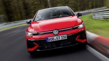 Volkswagen Golf GTI Edition 50: la potenza fa 325 (CV)