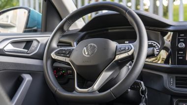 Volkswagen T-Cross 1.0 TSI Style: comoda la posizione di guida rialzata