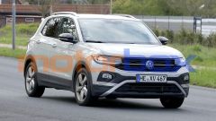 Scheda tecnica e foto spia di nuova Volkswagen T-Cross 2023