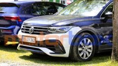 Volkswagen Tiguan 2021: le foto spia. Come cambia il SUV tedesco