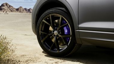 Volkswagen Tiguan R eHybrid, le pinze dei freni blu