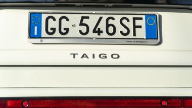 Volkwagen Taigo R-Line: il badge posteriore