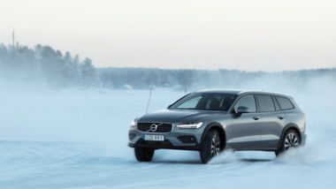 Volvo V60 Cross Country: fa valere tutta la sua motricità anche sulla neve