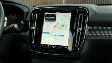 Volvo XC40 e Google Automotive: il navigatore aiuta a pianificare i viaggi (anche lunghi)