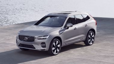 Volvo XC60 Recharge: pensione vicina, anzi no