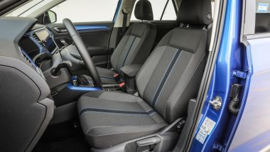 VW T-Roc: i sedili in tessuto del SUV di Wolsburg
