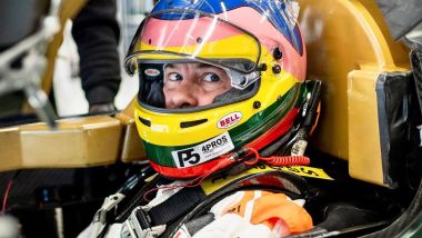Wec 2023: Jacques Villeneuve al volante della Vanwall | Foto: Twitter @Vanwall_Racing