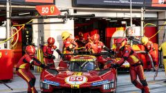 Ferrari: la preparazione della 499P prima di una gara