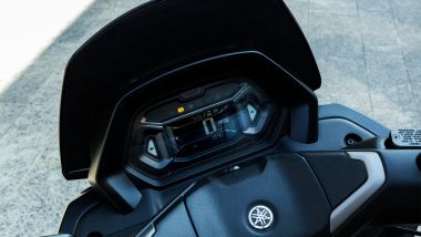 Yamaha NMax 125 2025: la strumentazione LCD 