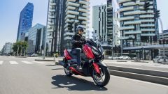 Yamaha X-Max 125: stile e sportività per dribblare ogni giorno il traffico cittadino